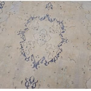 Antique Handwoven Light Colored Persian Kerman Rug Size 6'4"×9'5" #PK559