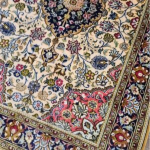 Beautiful Handwoven Authentic Persian Ghum Rug Silk & Wool Size 3'6"×5'1" #PG541