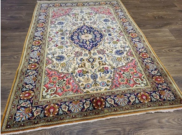 Beautiful Handwoven Authentic Persian Ghum Rug Silk & Wool Size 3'6"×5'1" #PG541