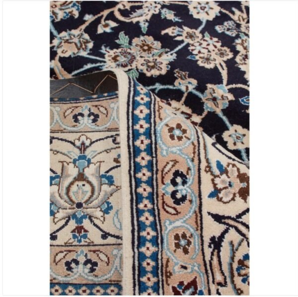 Ivory Traditional Persian Wool Rug - 6'8" x 10'3"