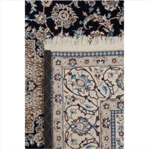Ivory Traditional Persian Wool Rug - 6'8" x 10'3"
